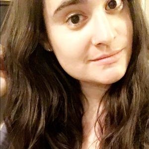 Meet your Posher, April